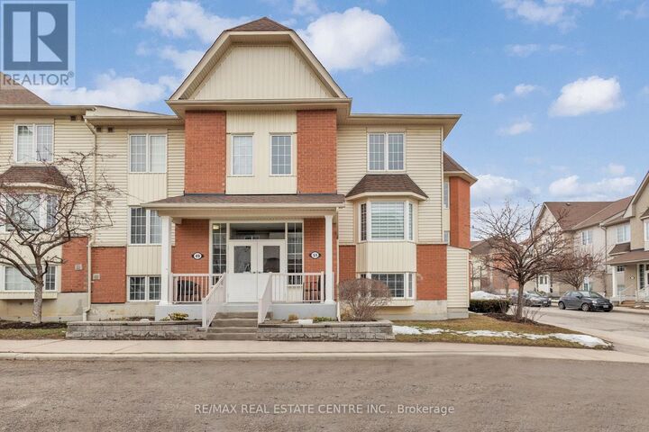 Property Photo:  51 Petra Way 3  ON L1R 0A8 
