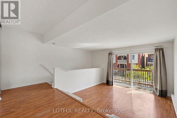 Property Photo:  72 Spadina Avenue 2  ON K1Y 2C1 