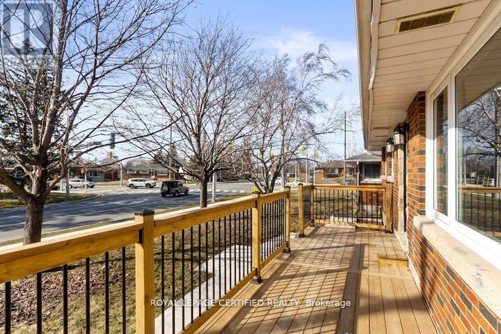 Property Photo:  38 Collier Road  ON L2V 2X3 