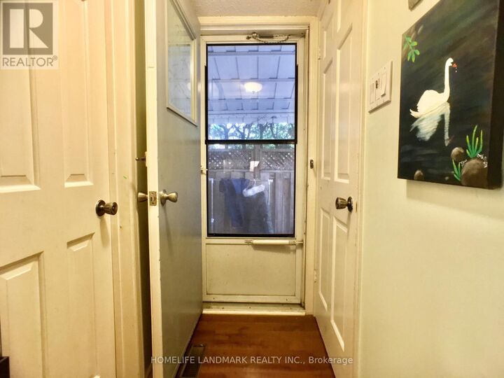Property Photo:  29 West Borough Street Bsmt  ON L3T 4V6 