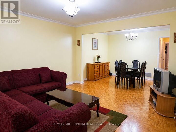 Property Photo:  29 Major Oaks Drive  ON L6V 3K1 