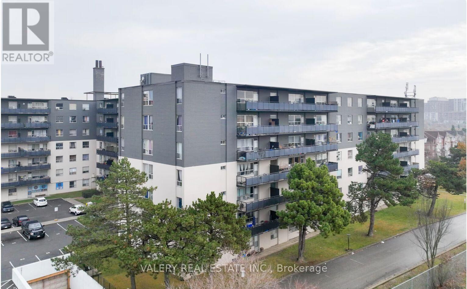 Property Photo:  1450 Sheppard Avenue West 323  ON M3M 2X1 