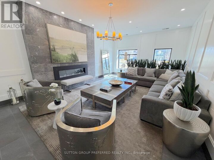 Property Photo:  260 Villagewalk Boulevard 404  ON N6G 0W6 