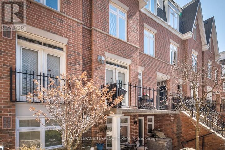 Property Photo:  106 Redpath Avenue 18  ON M4S 2J7 