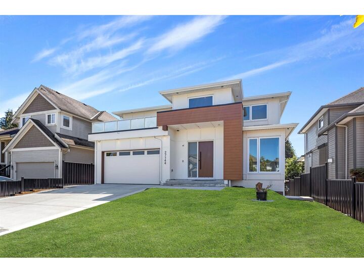 Property Photo:  27144 35th Avenue  BC V4W 0A5 