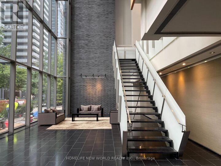 Property Photo:  33 Charles Street East 2109  ON M4Y 0A2 