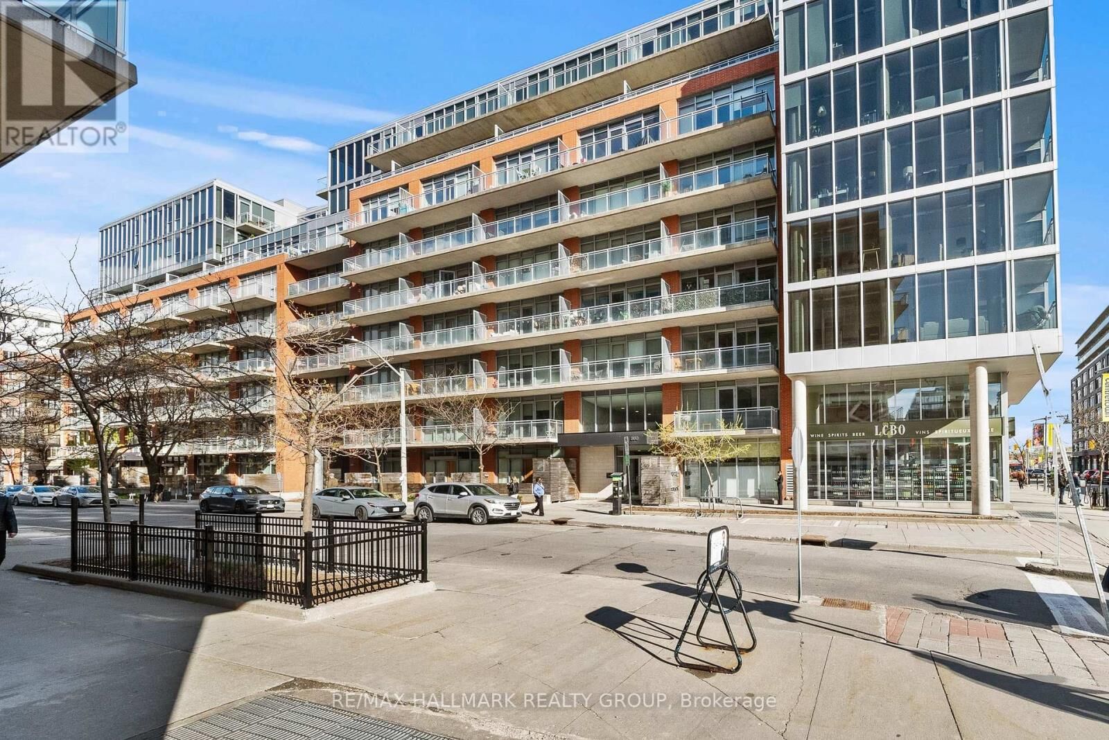 Property Photo:  360 McLeod Street 716  ON K2P 1A9 