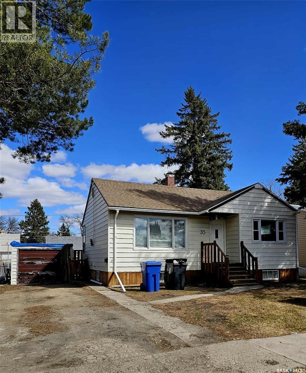 Property Photo:  35 Reaman Avenue  SK S3N 2B8 