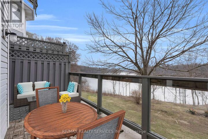 Property Photo:  245 Bishop Street South 9  ON N3H 5N2 
