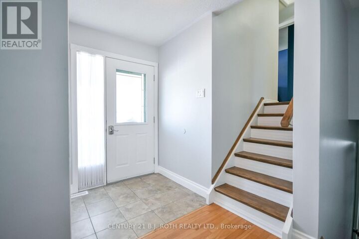 Property Photo:  2246 Richardson Street  ON L9S 1G5 