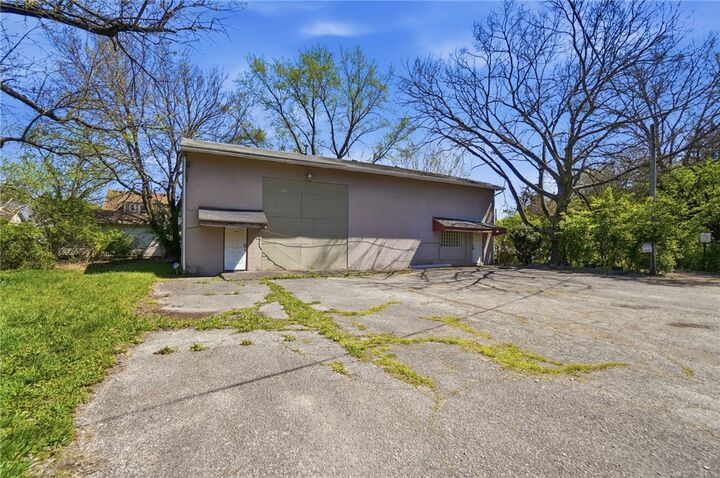Property Photo:  902 Crawford Street  OH 45044 