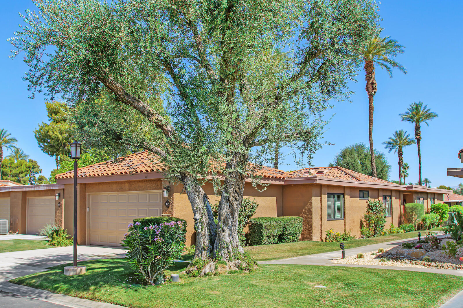 Property Photo: 125 La Cerra Drive CA 92270