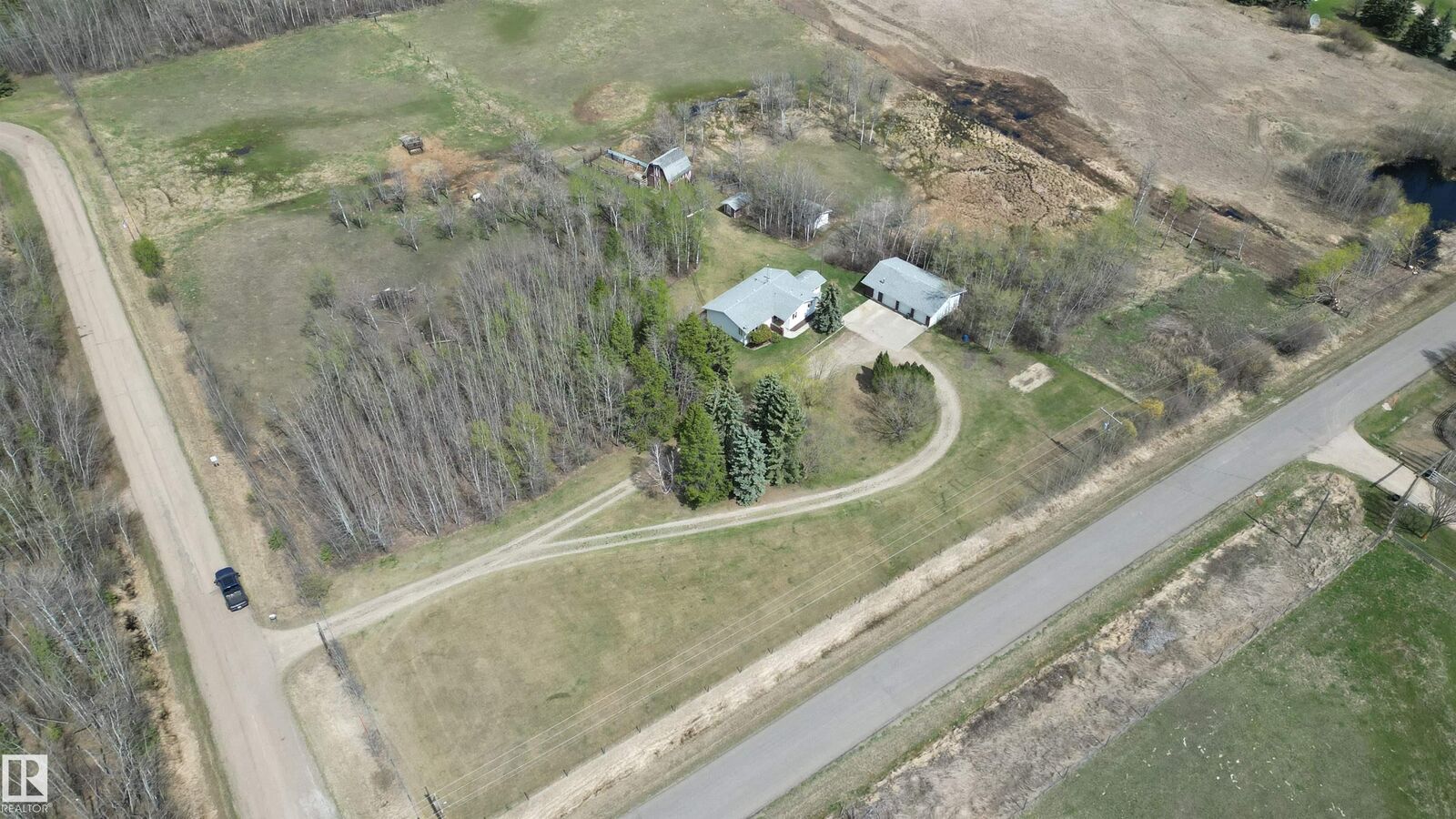 Property Photo:  22348 Twp Road 512 1  AB T8C 1H2 