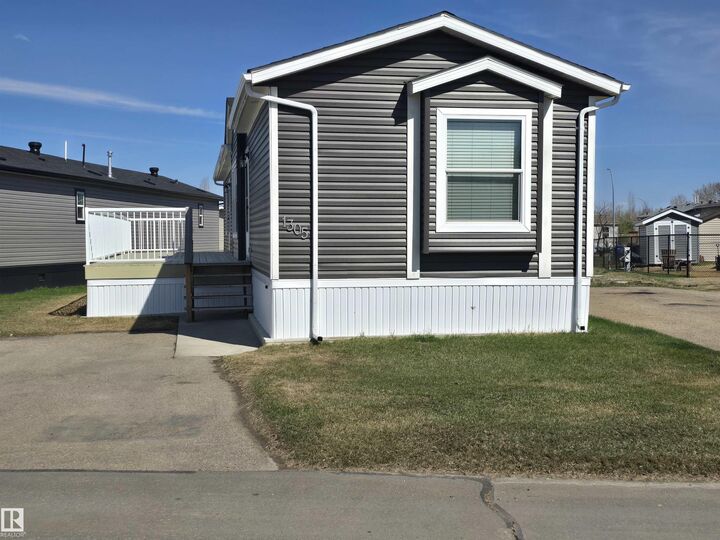 Property Photo:  1305 53222 Range Road 272  AB T7X 4M3 