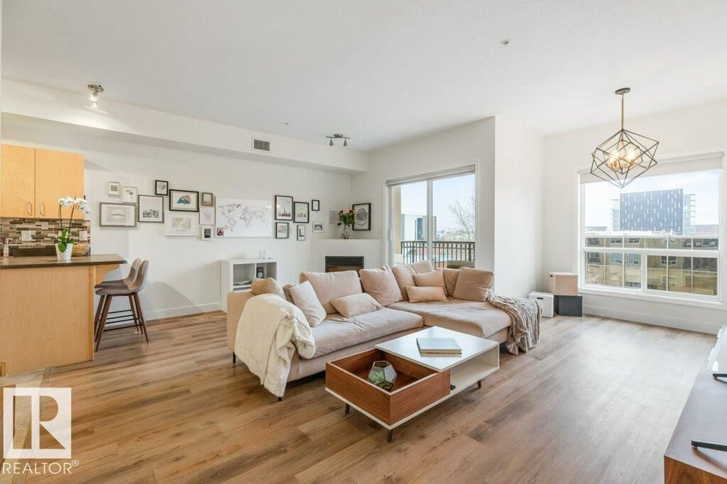 Property Photo:  10606 102 Avenue NW 405  AB T5J 5E9 