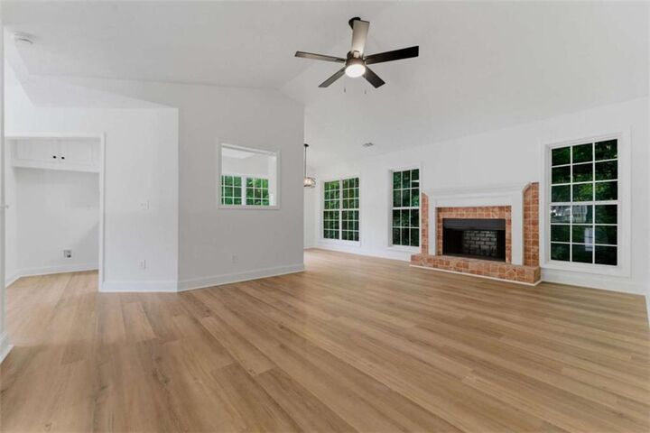 Property Photo: 515 Ashland Manor Drive GA 30045