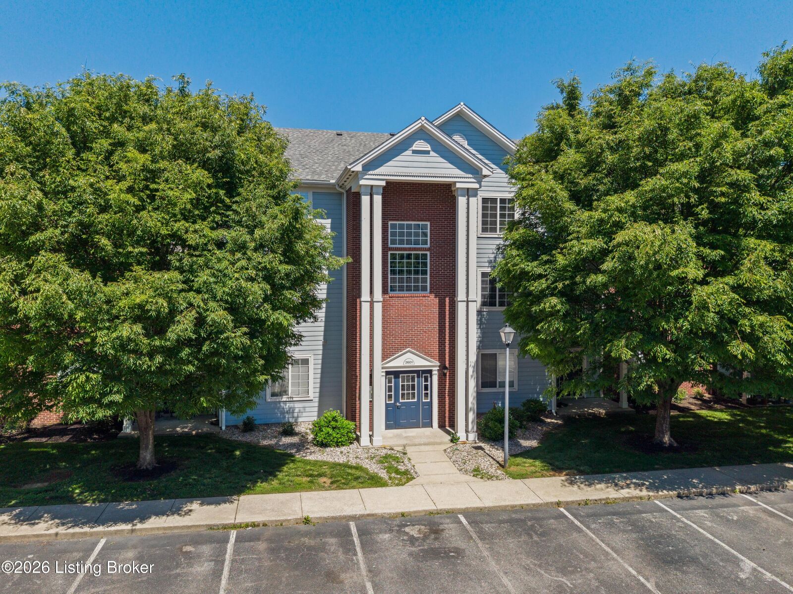 Property Photo: 2601 Callery Pl 304 KY 40299