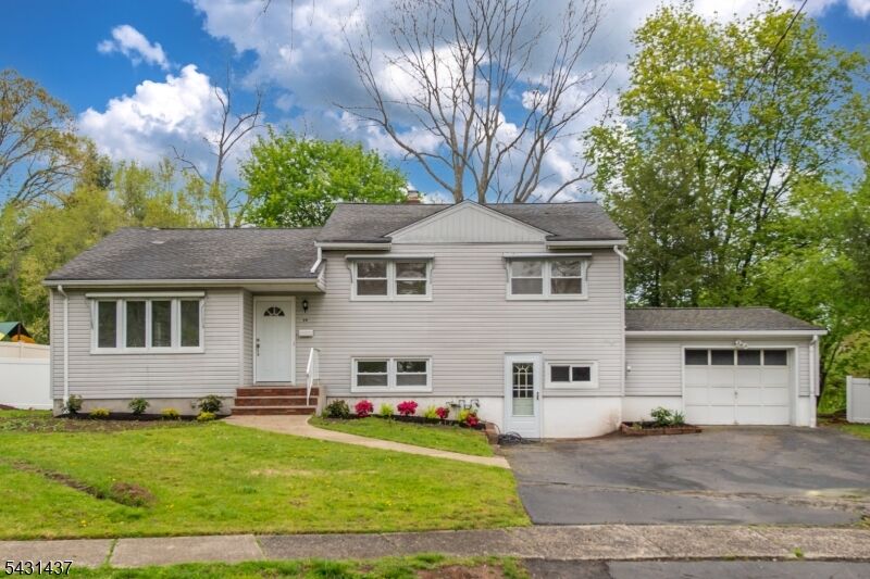 Property Photo:  99 Morningside Rd  NJ 07652 