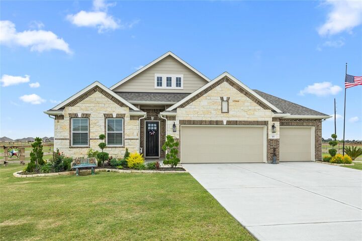 Property Photo:  315 Cobb Court  TX 77474 