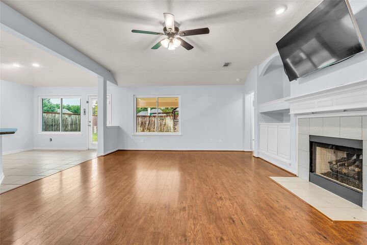Property Photo:  1823 Cornerstone Place Drive  TX 77450 