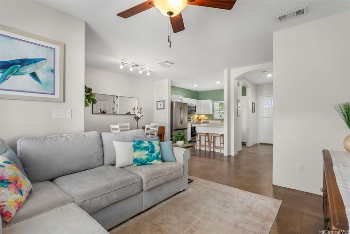 Property Photo: 91-1011 Kaipalaoa Street 403 HI 96706