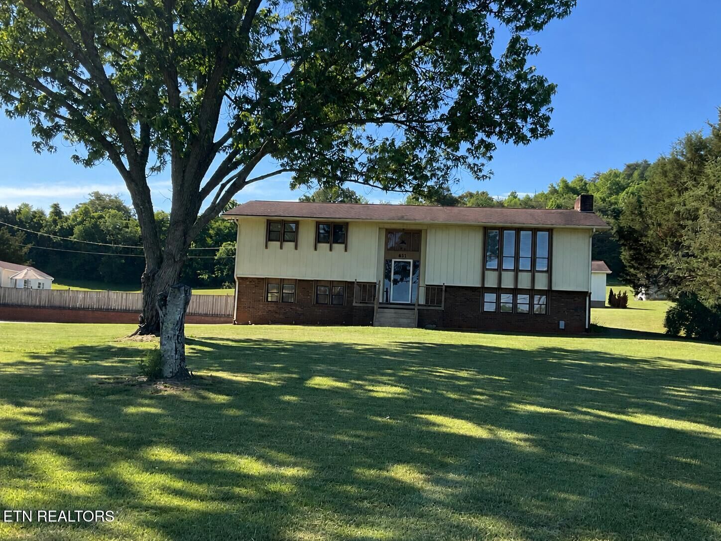 Property Photo: 651 River Rd TN 37763
