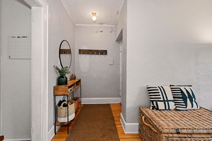 Property Photo:  1452 Boston Post Road 3C  NY 10538 