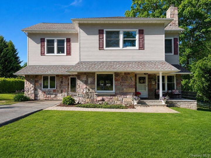 Property Photo:  9 Birch Drive  NY 10984 