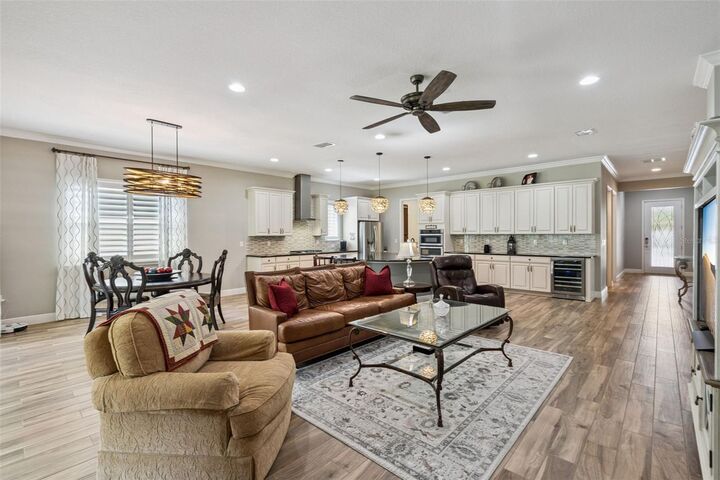Property Photo:  4912 Catalpa Drive  FL 34772 