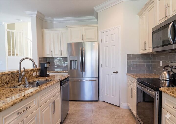 Property Photo:  11483 Beacon Pointe Lane  FL 33414 