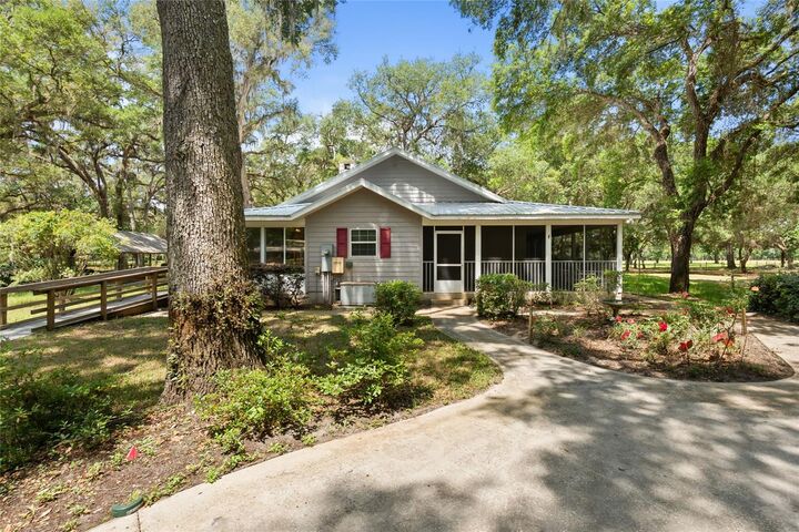 Property Photo:  1153 Cr 722  FL 33597 