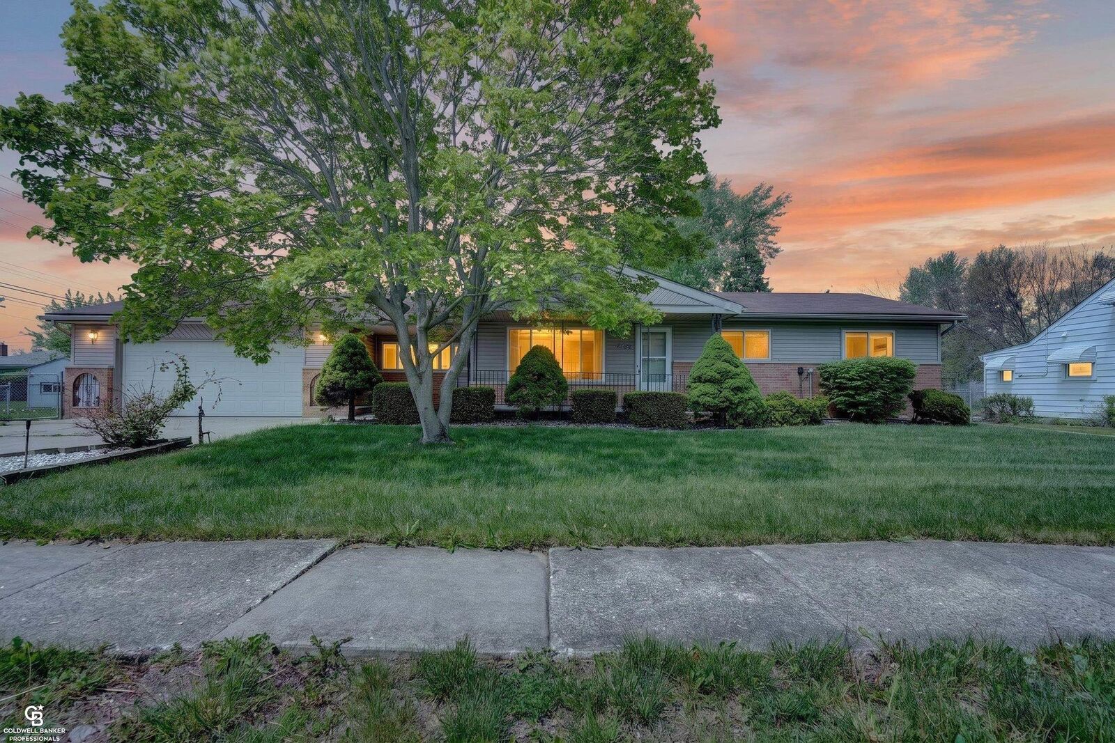 Property Photo: 24099 Pingree Avenue MI 48089