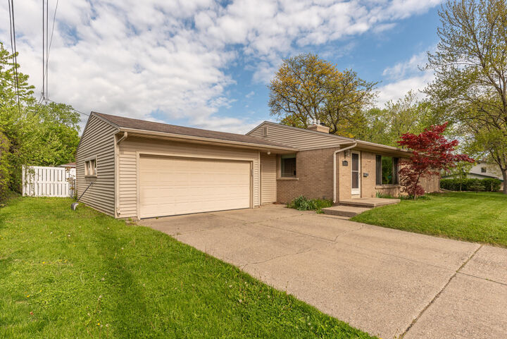 Property Photo:  2215 Runnymede Boulevard  MI 48103 