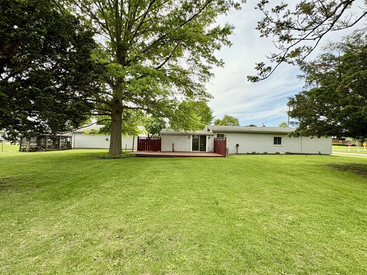 Property Photo: 101 S Sheridan Street IL 61334