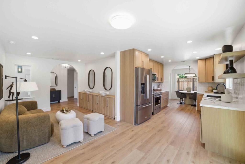 Property Photo:  4 Dionne Court  CA 94002 