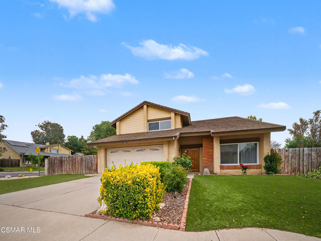 Property Photo:  612 Azalea Street  CA 91360 