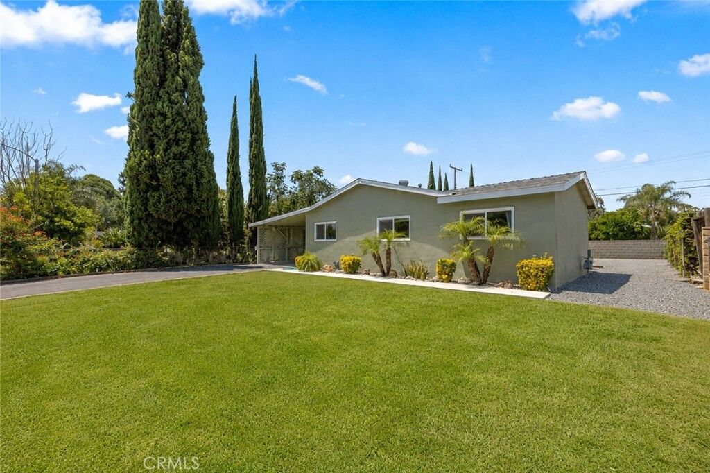 Property Photo: 2135 Glenroy CA 91766