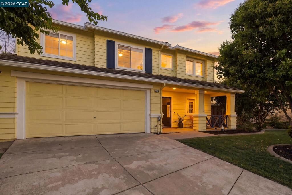 Property Photo:  405 Tradewinds Ct  CA 94565 