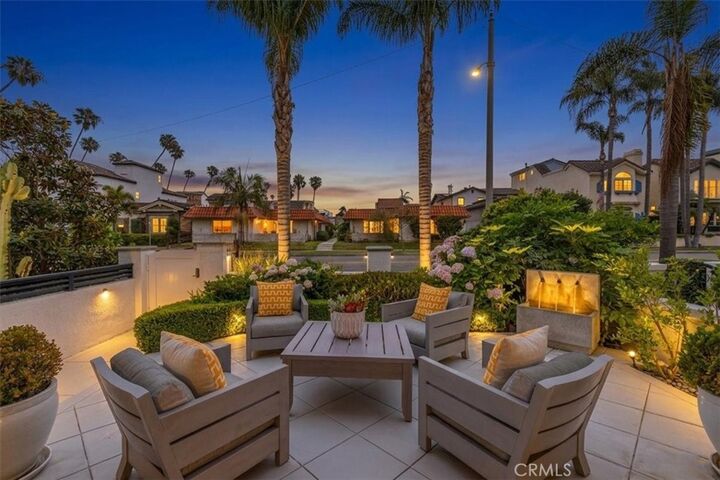Property Photo:  617 12th  CA 92648 