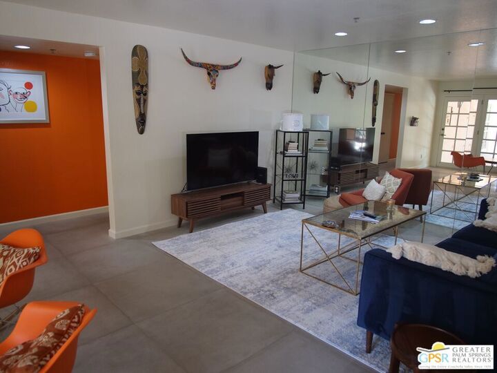 Property Photo:  500 E Amado Road 706  CA 92262 