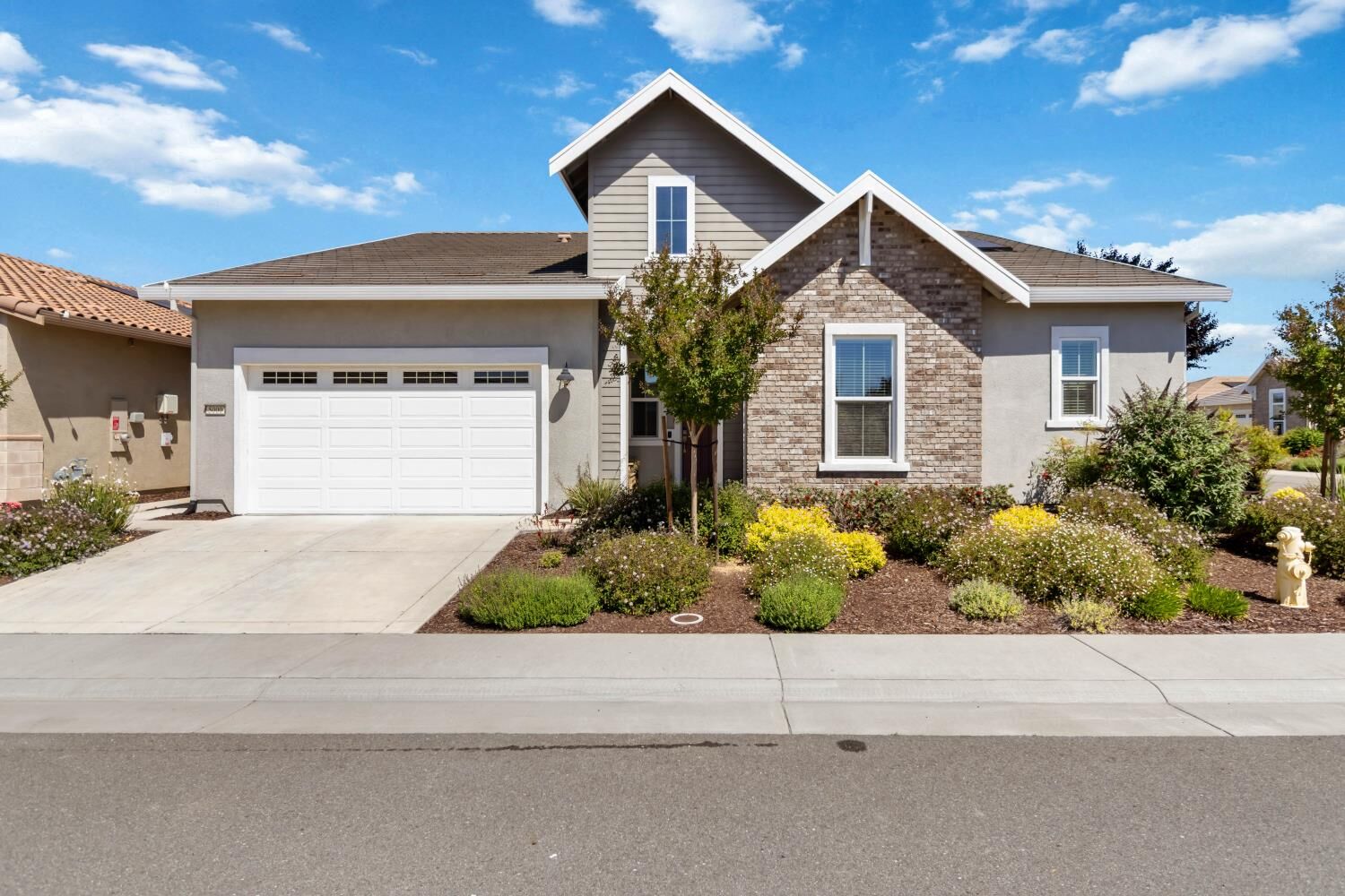 Property Photo:  5000 Fieldview Lane  CA 95747 