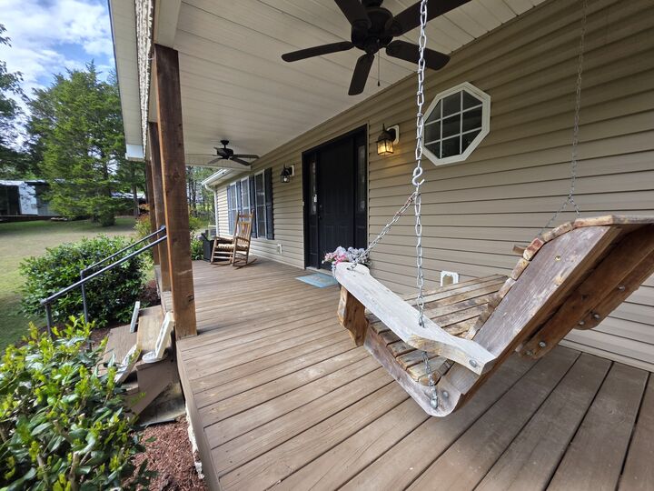 Property Photo: 1200 Dawson Rd TN 37187