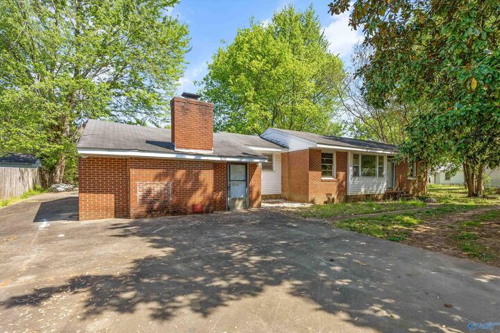 Property Photo:  610 Horton Street  AL 35611 