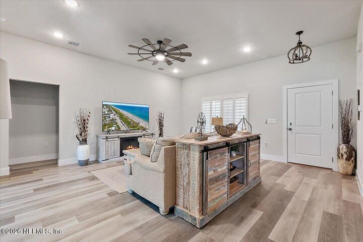 Property Photo:  9 Boston Lane  FL 32137 