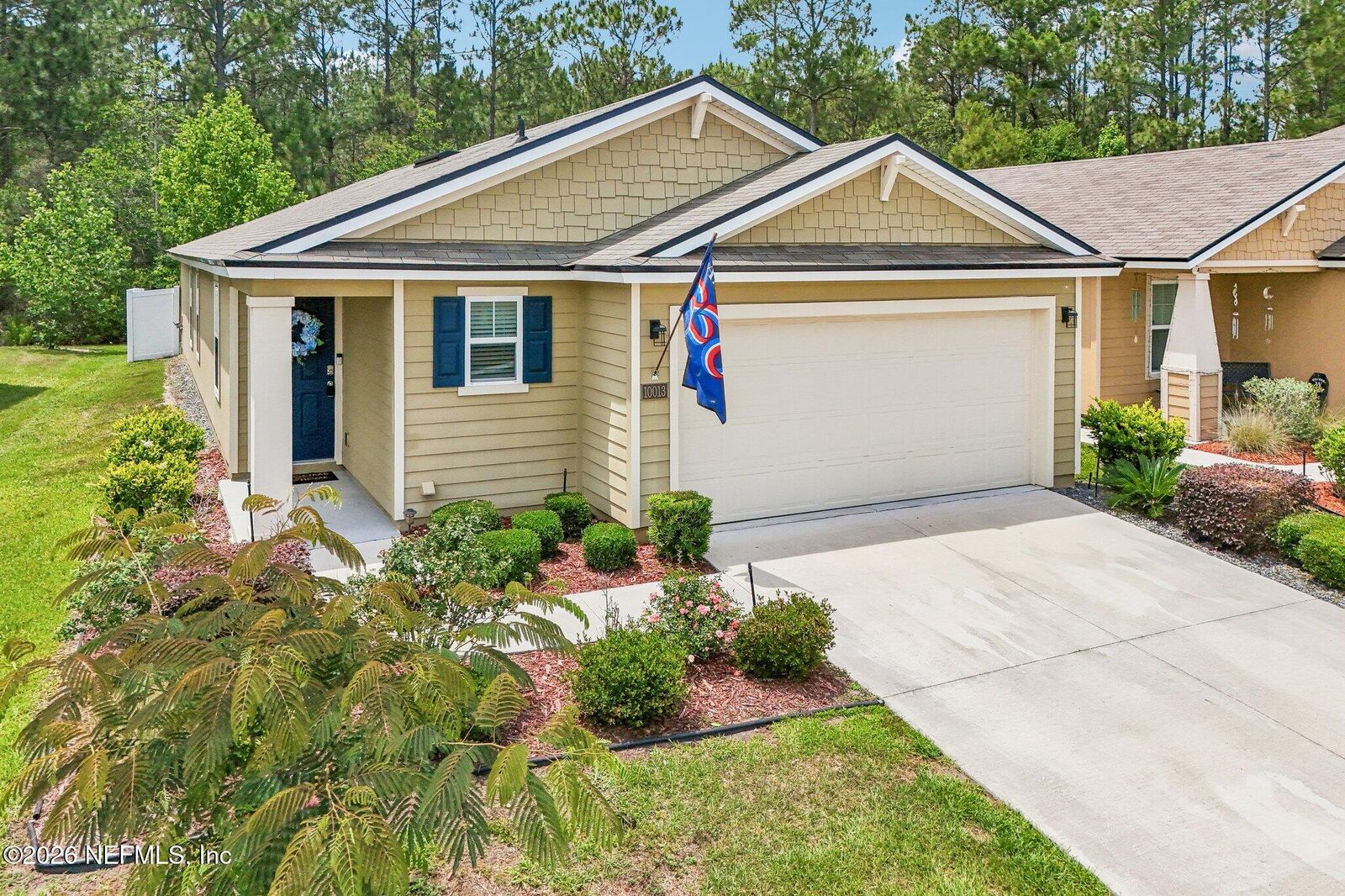 Property Photo: 10013 Sitting Fox Drive FL 32222
