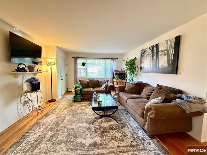 Property Photo:  1241 Valley Road 1241A  NJ 07470 