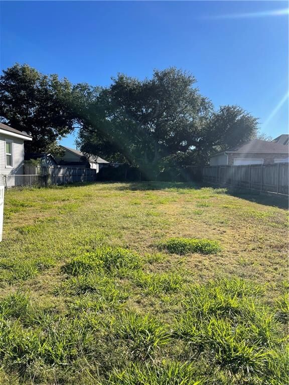 Property Photo:  245 Aris Avenue  LA 70005 