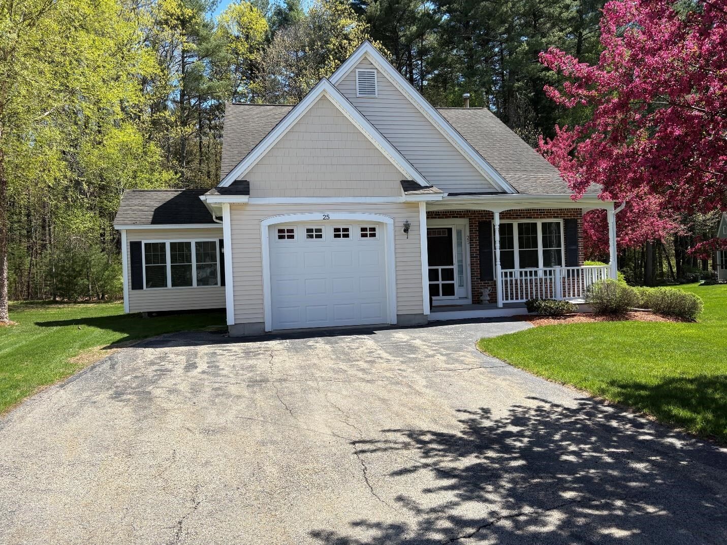 Property Photo:  25 Oblate Drive  NH 03051 
