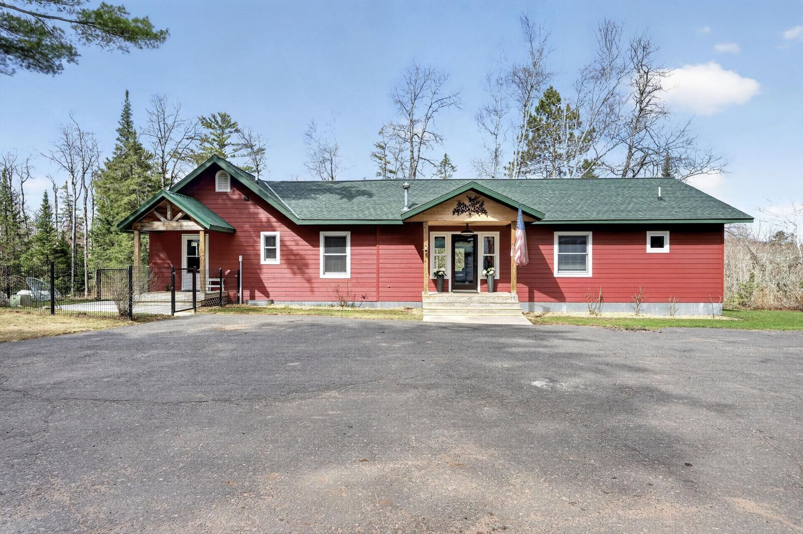 Property Photo:  13885 E Park Road  WI 54820 