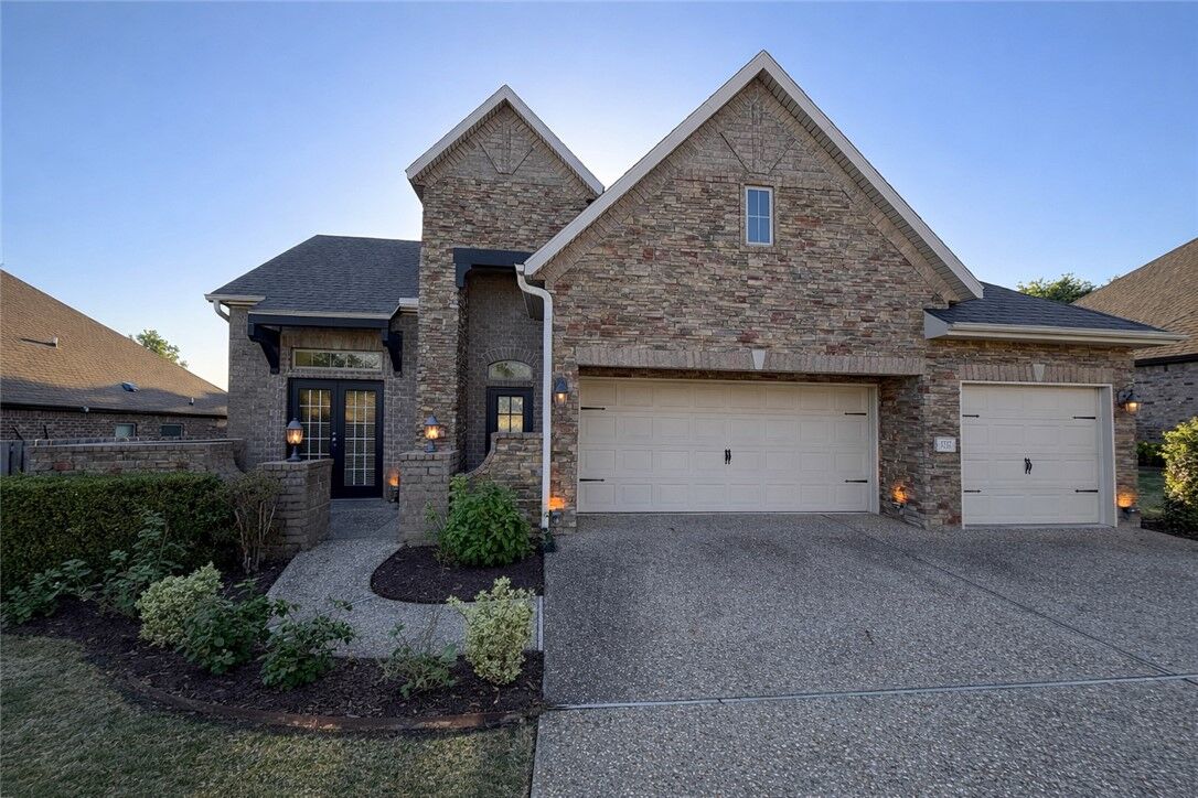 Property Photo:  3737 N Lalique Lane  AR 72704 